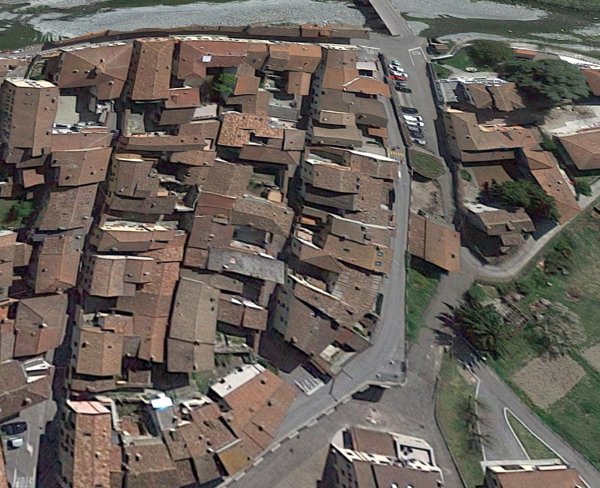 casa indipendente in vendita a Gavi