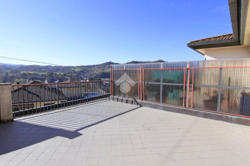 appartamento in vendita a Gavi