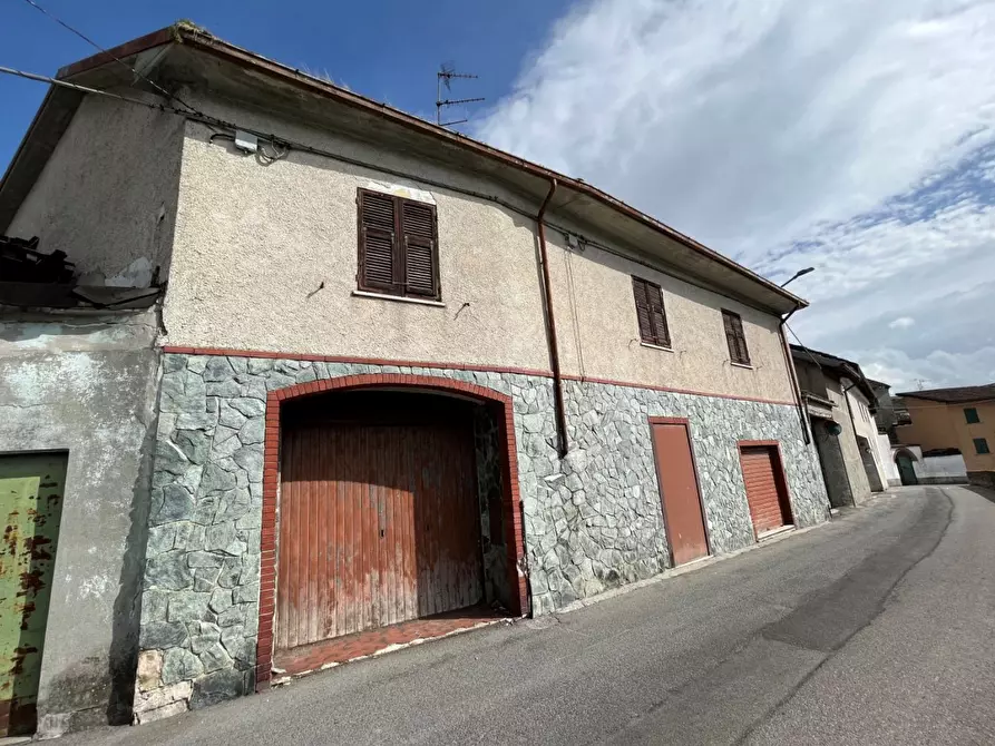 casa indipendente in vendita a Gavi