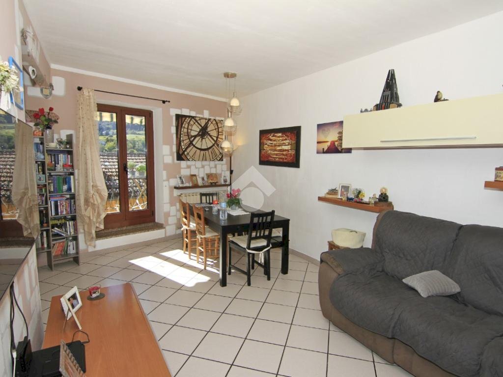 appartamento in vendita a Gavi