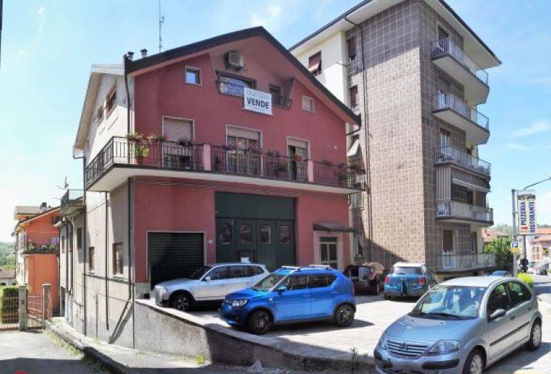 intera palazzina in vendita a Gavi