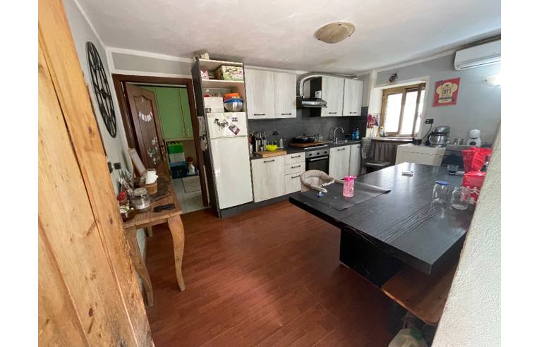 casa indipendente in vendita a Gavi