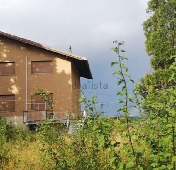casa indipendente in vendita a Gavi in zona Rovereto