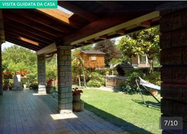 casa indipendente in vendita a Gavi