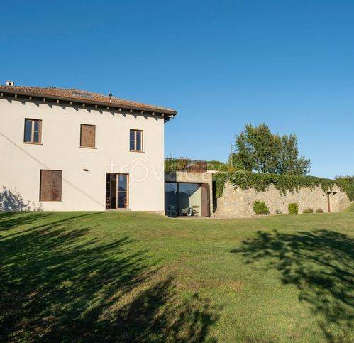 casa indipendente in vendita a Gavi