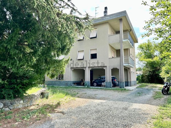 casa indipendente in vendita a Gavi