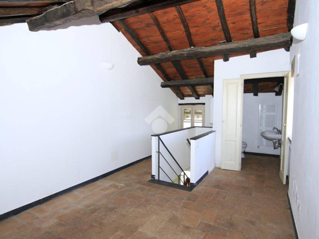 casa indipendente in vendita a Gavi