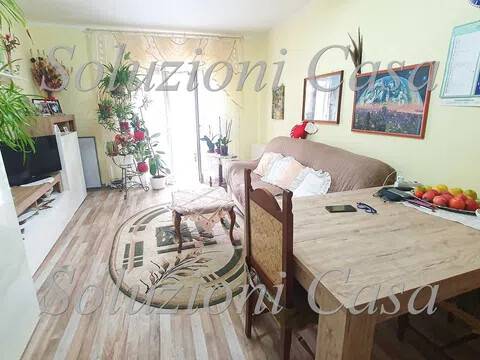 casa indipendente in vendita a Gavi