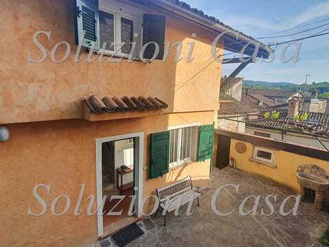 casa indipendente in vendita a Gavi