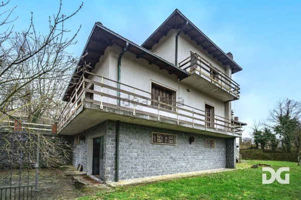 casa indipendente in vendita a Gavi in zona Alice