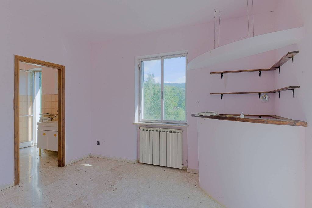 appartamento in vendita a Gavi in zona Alice