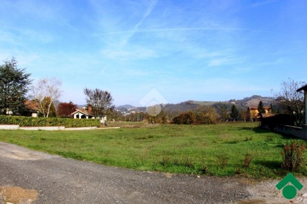 terreno edificabile in vendita a Gavi
