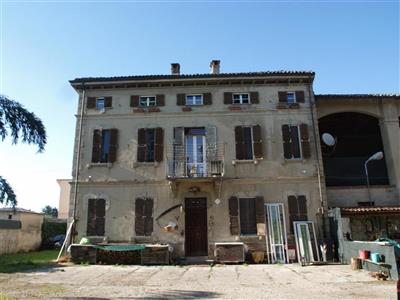 casa indipendente in vendita a Giarole