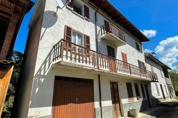 casa semindipendente in vendita a Gremiasco