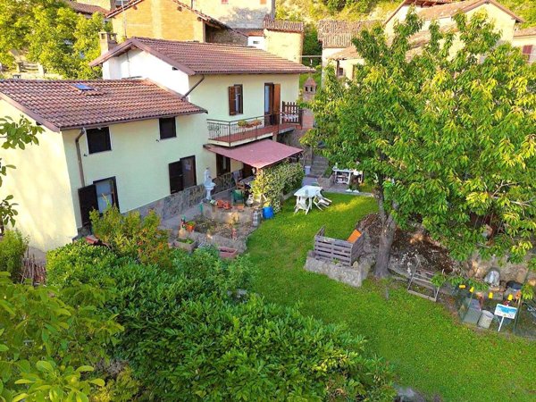 casa indipendente in vendita a Gremiasco in zona Stemigliano