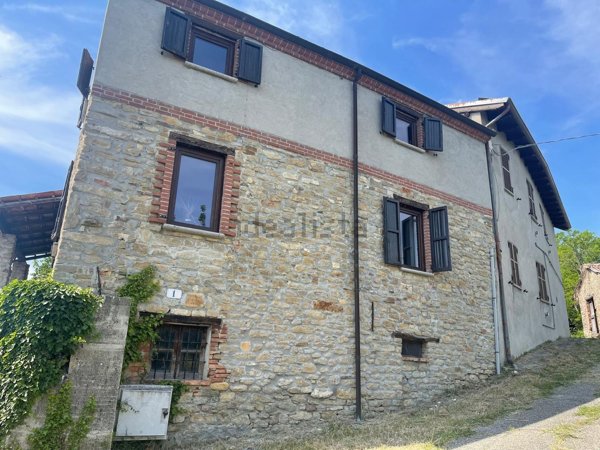 pentavano in vendita a Gremiasco