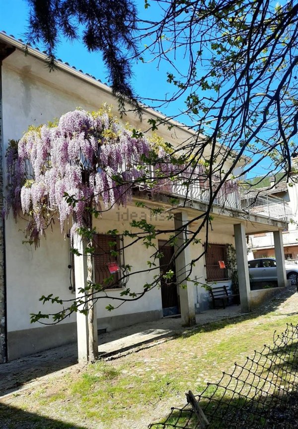 casa semindipendente in vendita a Gremiasco