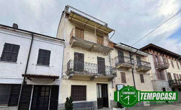 casa indipendente in vendita a Grognardo