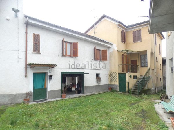 casa semindipendente in vendita a Grognardo