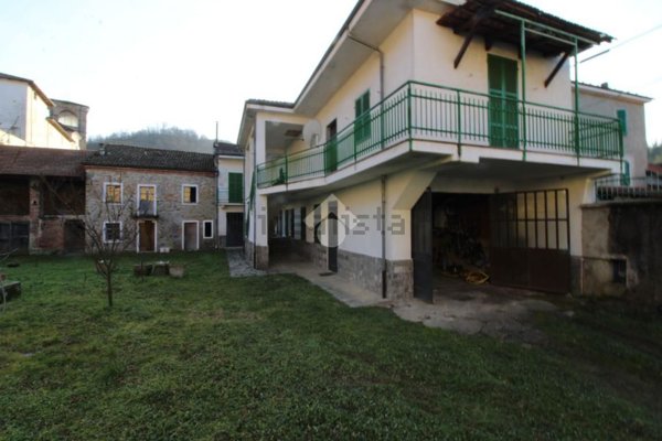 casa indipendente in vendita a Grognardo