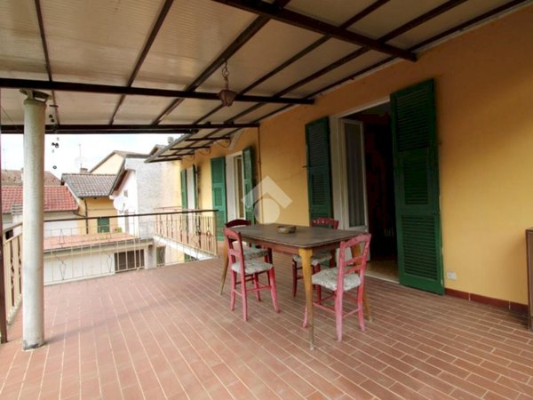 casa indipendente in vendita a Grognardo