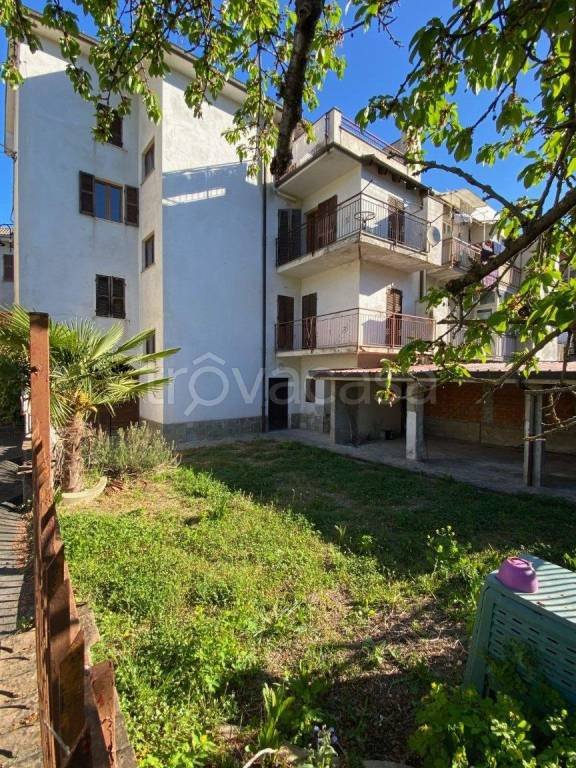 casa indipendente in vendita a Grognardo