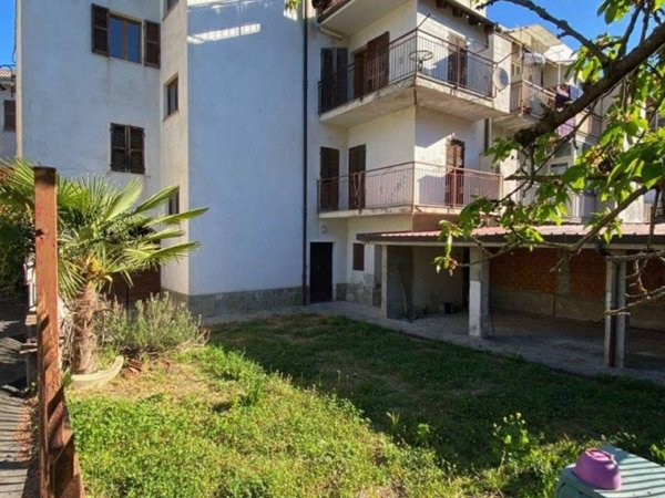 casa indipendente in vendita a Grognardo