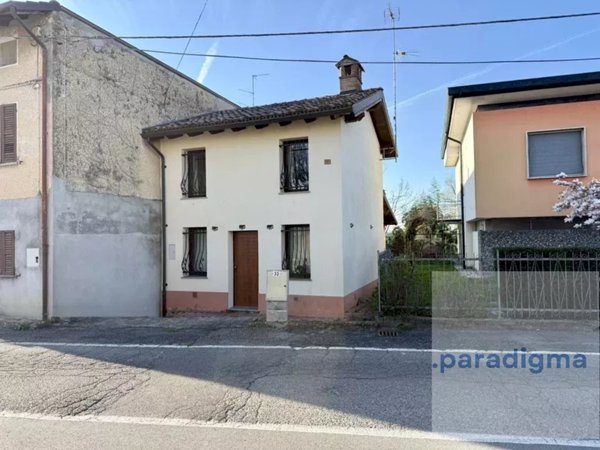 casa indipendente in vendita a Guazzora