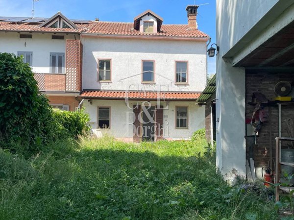 casa semindipendente in vendita ad Isola Sant'Antonio