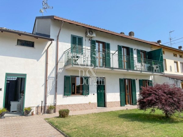 casa indipendente in vendita ad Isola Sant'Antonio