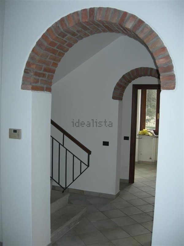 casa semindipendente in vendita ad Isola Sant'Antonio