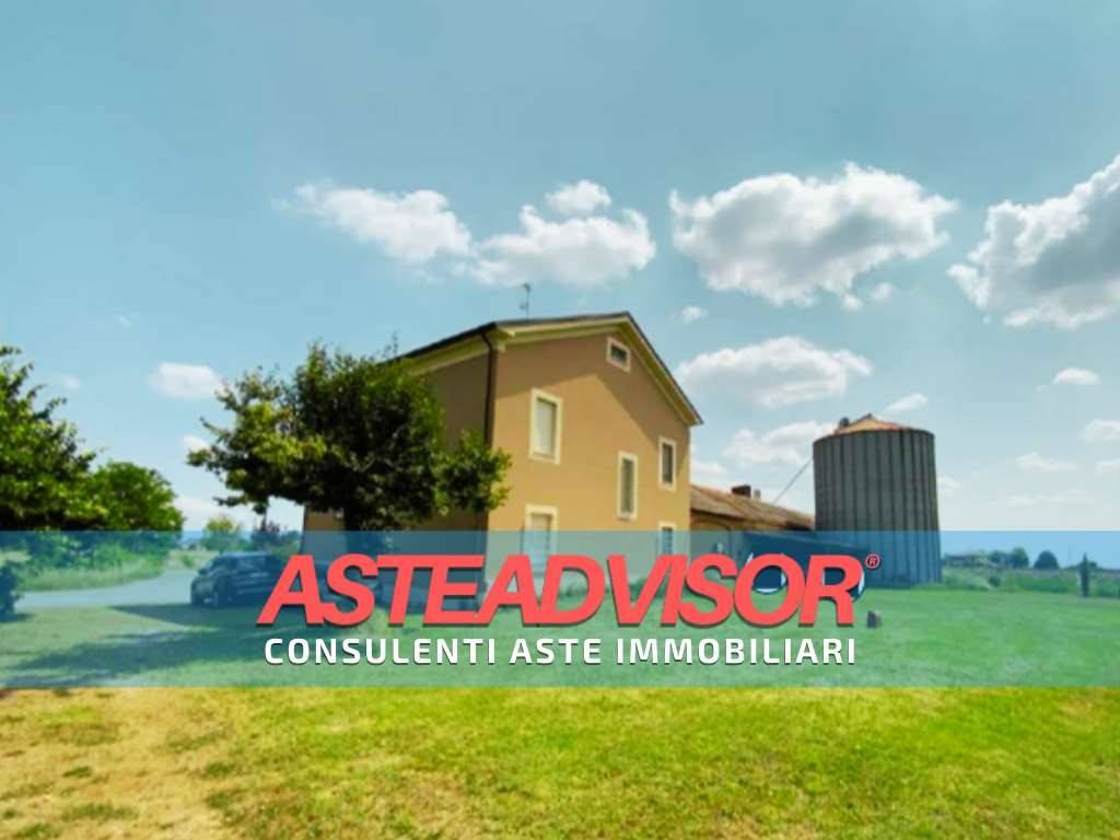 casa indipendente in vendita ad Isola Sant'Antonio