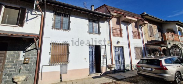 casa indipendente in vendita ad Isola Sant'Antonio