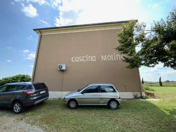 pentavano in vendita ad Isola Sant'Antonio