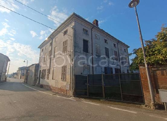 casa indipendente in vendita ad Isola Sant'Antonio