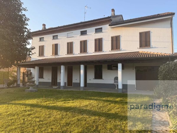 casa indipendente in vendita ad Isola Sant'Antonio