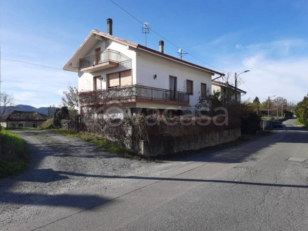 casa indipendente in vendita a Lerma