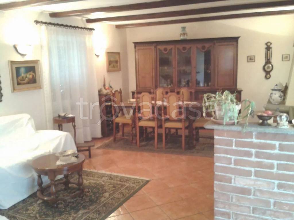 casa indipendente in vendita a Lerma
