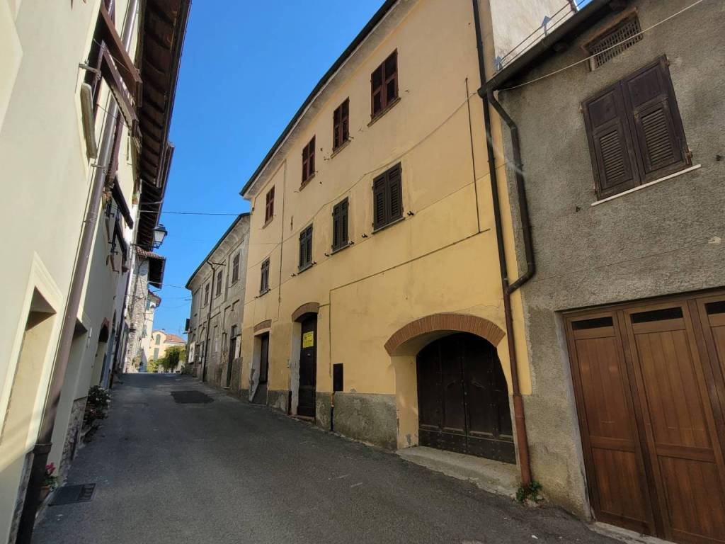 casa indipendente in vendita a Lerma