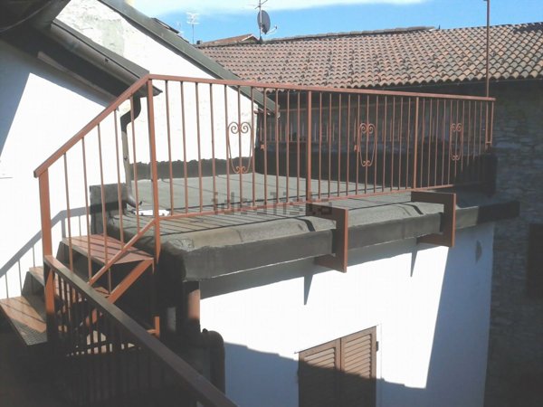 casa indipendente in vendita a Lerma