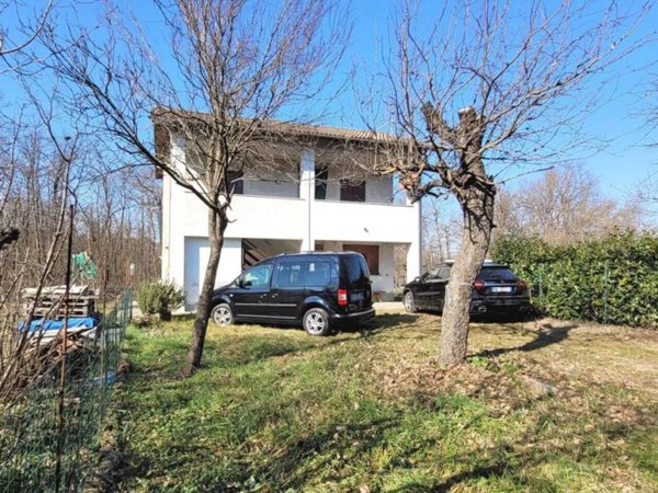 casa indipendente in vendita a Lerma in zona Mascatagliata
