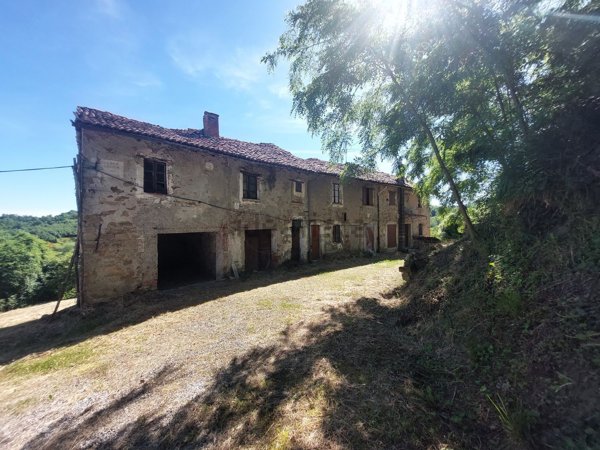 casale in vendita a Lerma