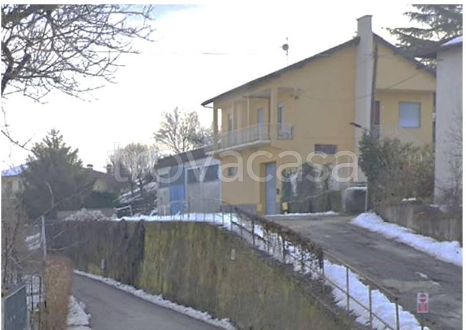 casa indipendente in vendita a Lerma