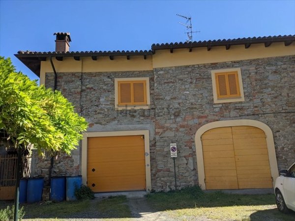 casa semindipendente in vendita a Lerma