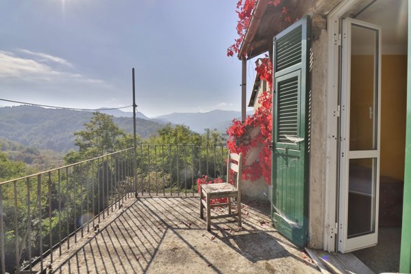 casa indipendente in vendita a Lerma