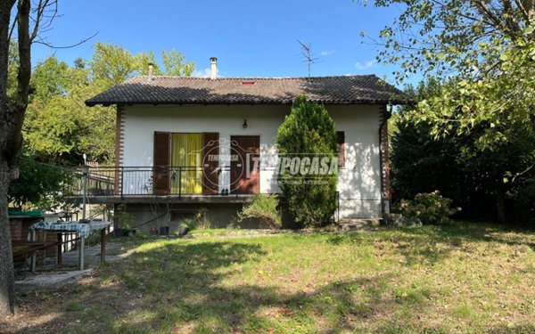 casa indipendente in vendita a Lerma