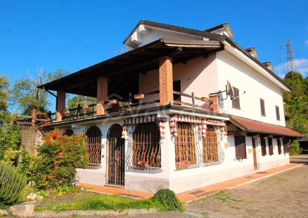 casa indipendente in vendita a Lerma