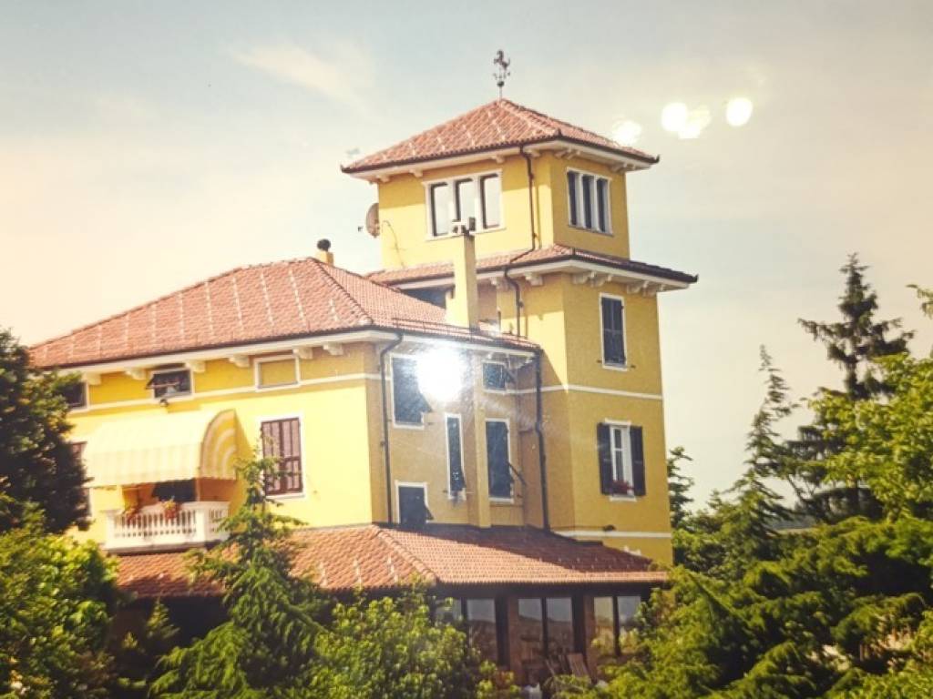 casa indipendente in vendita a Lerma