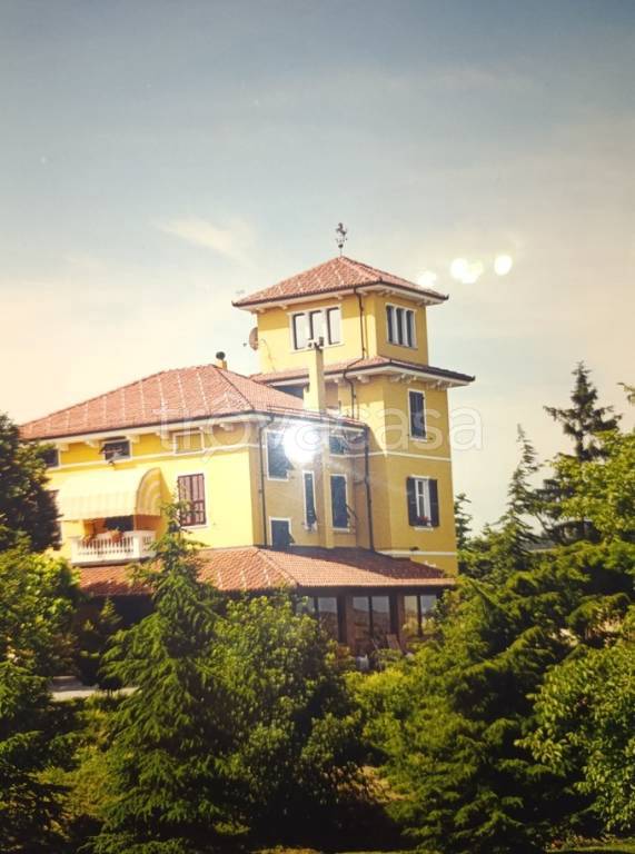 casa indipendente in vendita a Lerma