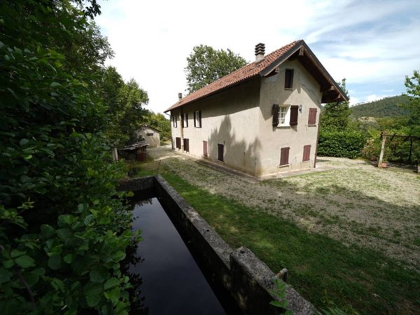 casa indipendente in vendita a Lerma